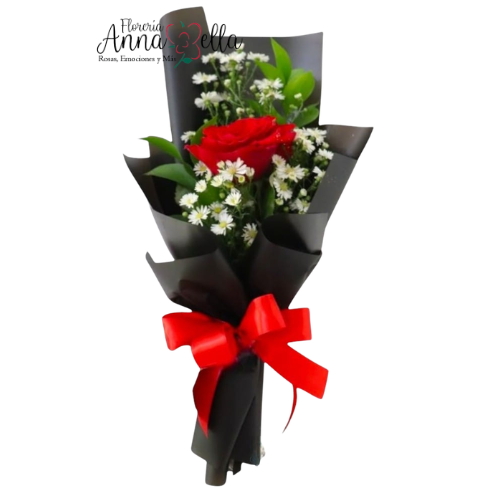 Ramo de una rosa roja con gypsophila y envoltura elegante negra